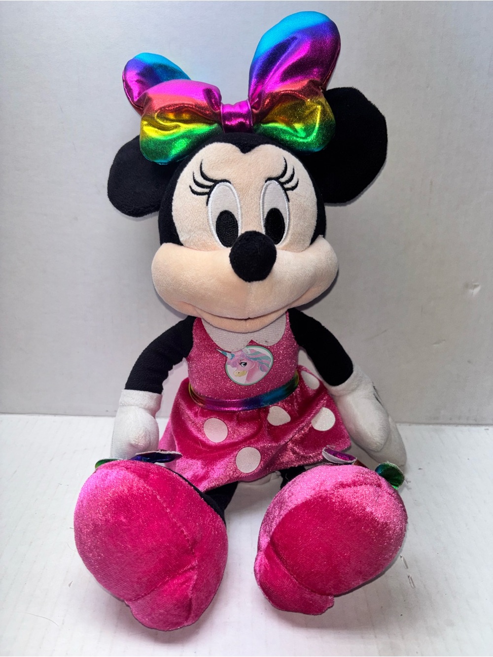 Minnie Mouse Disney Junior Singing 13" Plush Multicolor